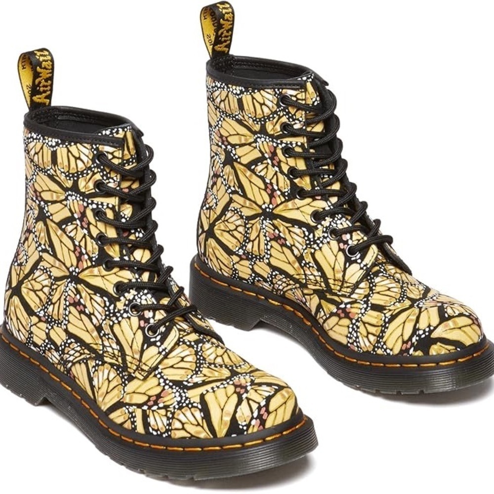 Dr. Martens Boots Women’s 7 1460 Yellow Butterfly Pattern Combat Boot Leather